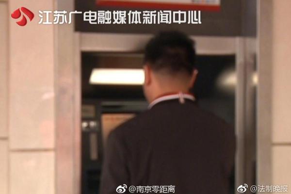 Switch 2磁吸JoyCon安裝效果演示概念動(dòng)畫(huà)絲滑