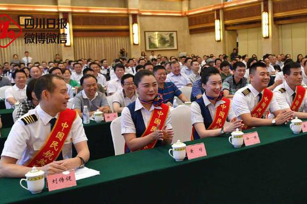 LPL主持人希然遭惡意造謠經(jīng)紀公司強烈譴責(zé)